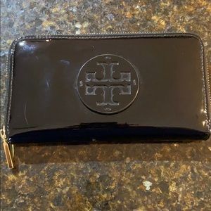 Tory Burch wallet